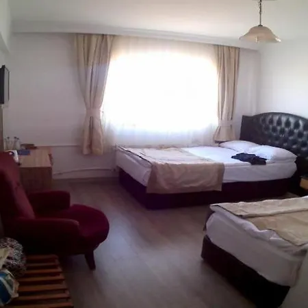 Hulya Отель 3*